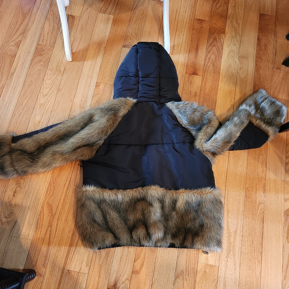 CUUUUTTTEE COAT! NWT - Picture 6 of 12
